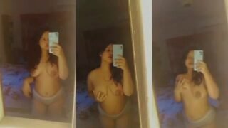 Hot Desi Girl Play With Her Boob Viral Sex MMS