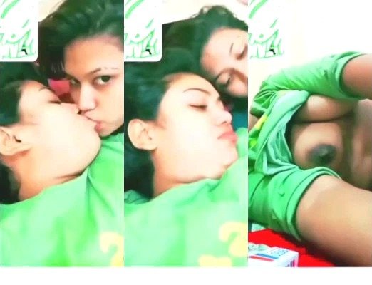 Desi Lesbo Girl Romance and Shows Nude Body viral sex mms